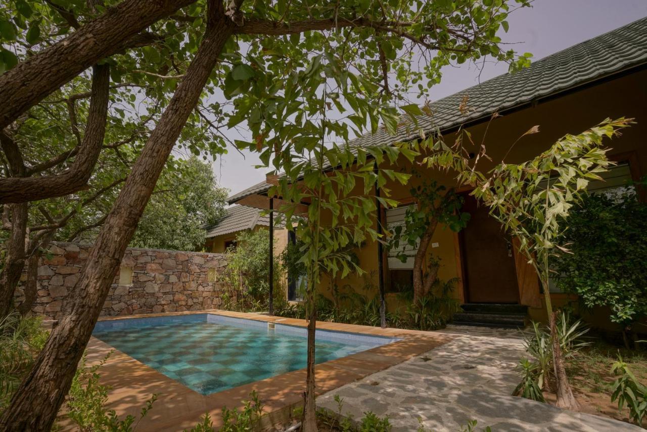 เนเจอร์ วิลเลจ รีสอร์ต Hotel พุชการ์ ภายนอก รูปภาพ