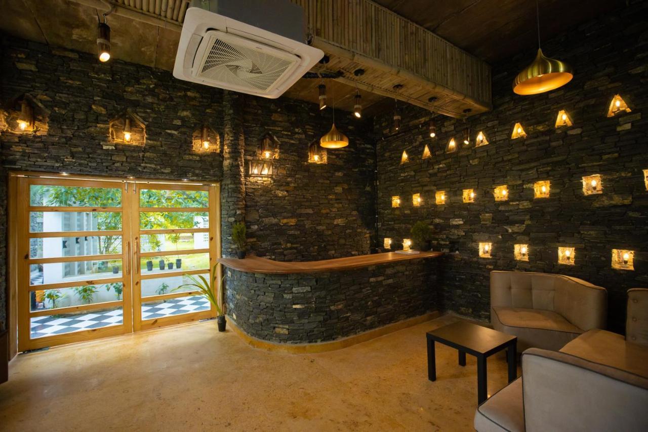 เนเจอร์ วิลเลจ รีสอร์ต Hotel พุชการ์ ภายนอก รูปภาพ