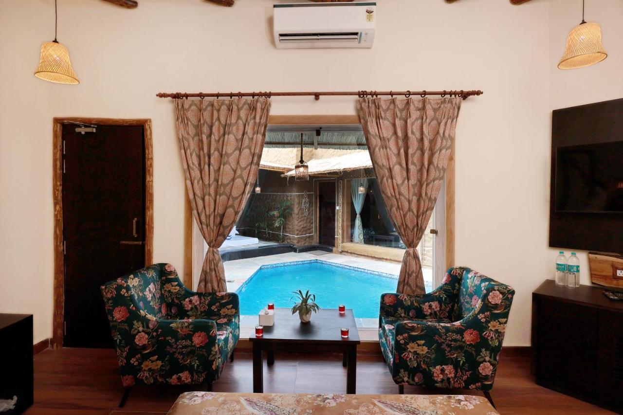 เนเจอร์ วิลเลจ รีสอร์ต Hotel พุชการ์ ภายนอก รูปภาพ