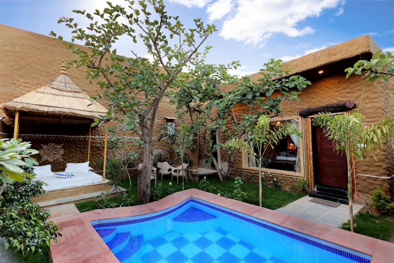 เนเจอร์ วิลเลจ รีสอร์ต Hotel พุชการ์ ภายนอก รูปภาพ