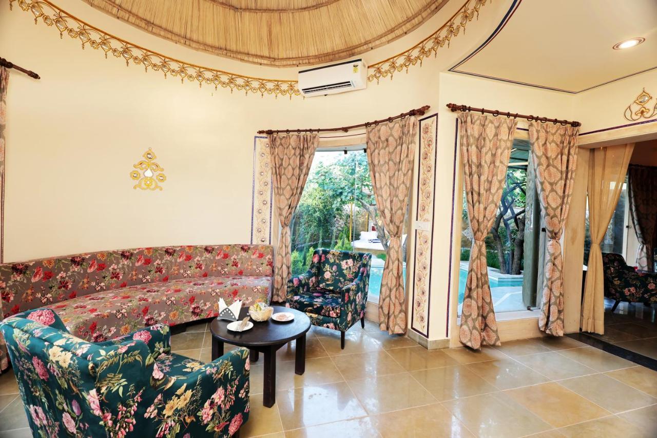 เนเจอร์ วิลเลจ รีสอร์ต Hotel พุชการ์ ภายนอก รูปภาพ